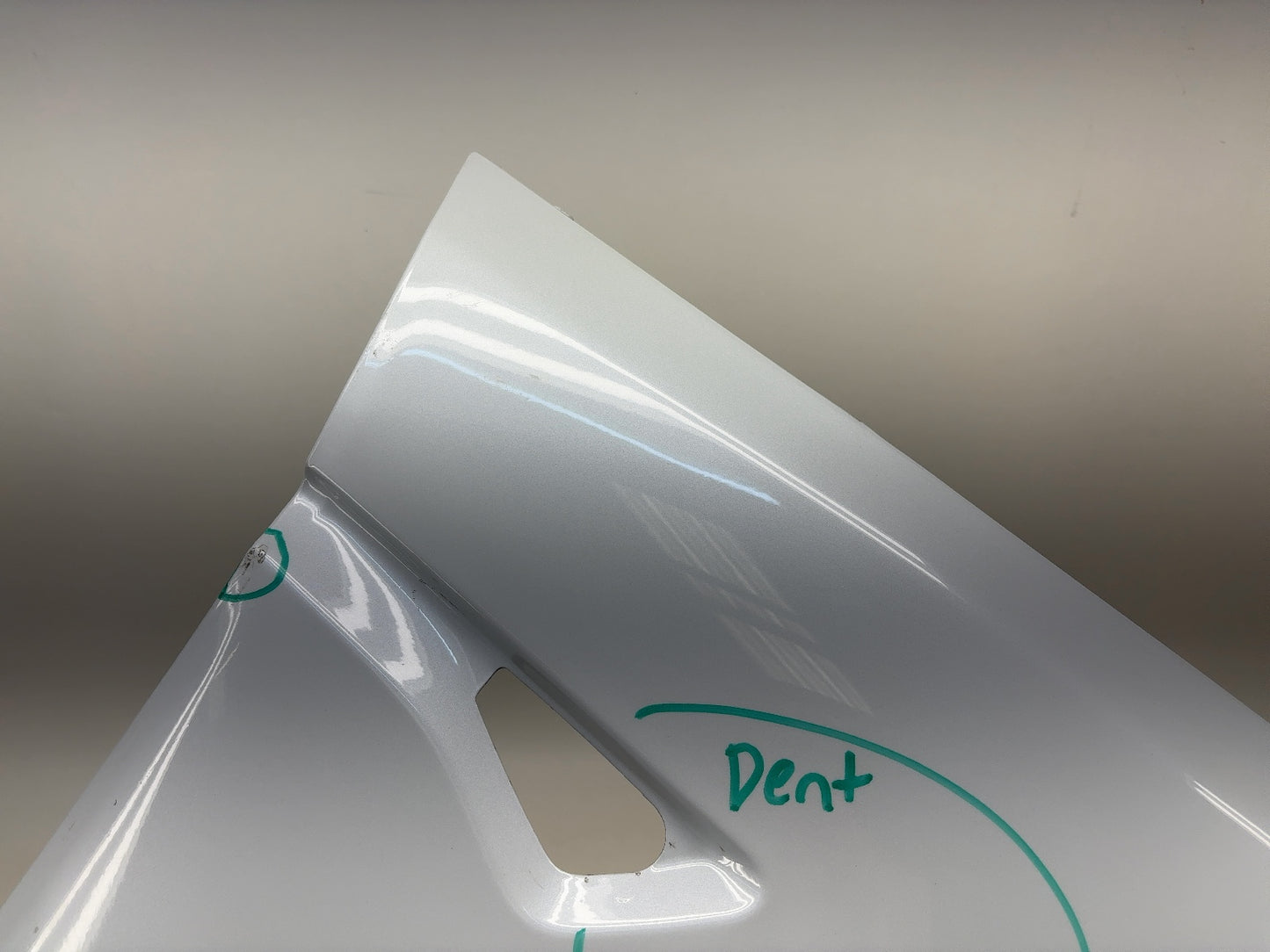 2018 Tesla Model X Right Fender 1069534-E0-N