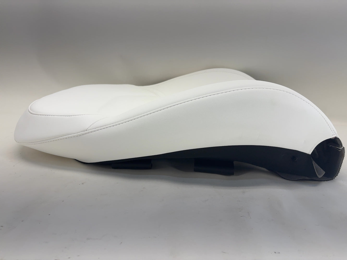 2022 Tesla Model Y Front Left Seat Upper Cushion White 1452890-02-F