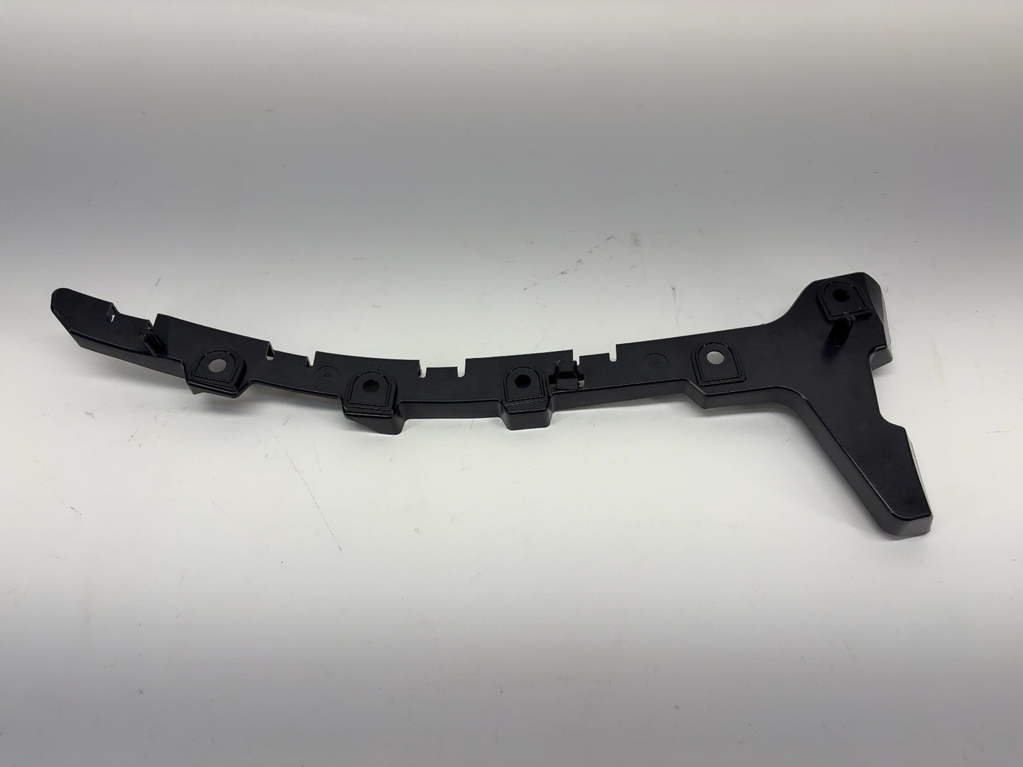 2023 Rivian R1S Left Fender Bracket PT00045146-D