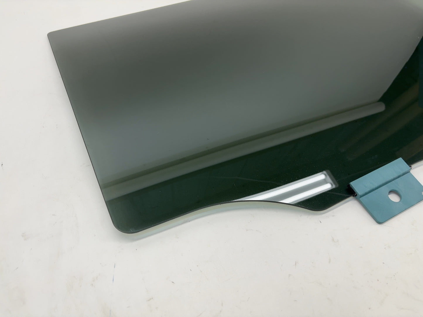 2023 Rivian R1S Rear Right Door Glass PT00003148-E