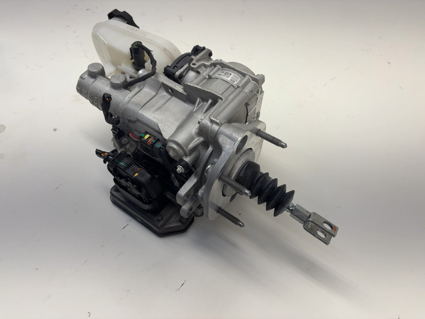 2015 Tesla Model S Brake Booster 1037123-00-A