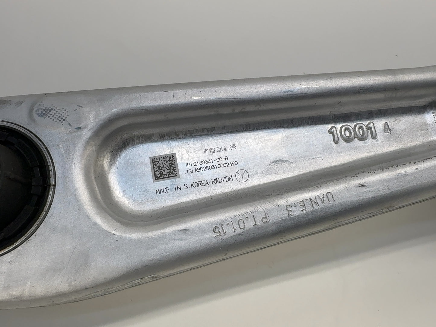 2026 Tesla Model Y Juniper Front Lower Lateral Link 2188341-00-B