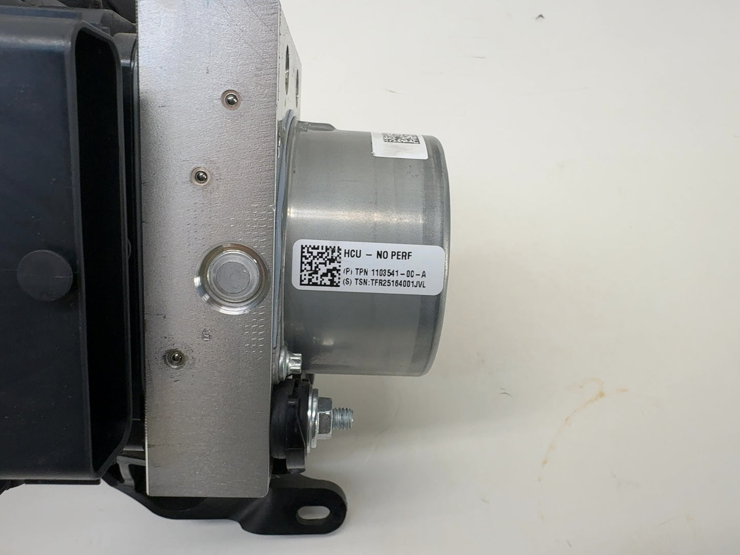 2025 Tesla Model 3 Highland Abs Pump 1103541-00-A