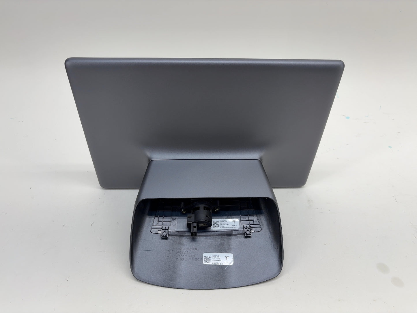 2024-2026 Tesla Model 3 Highland Center Display 1756566-00-D