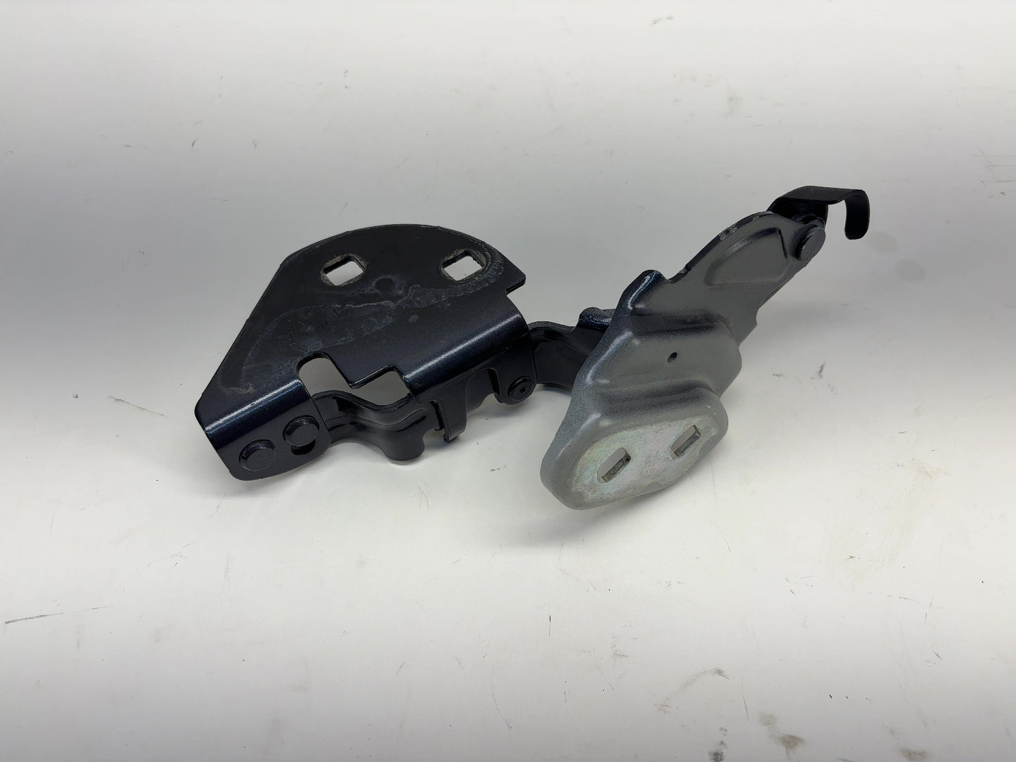 2025 Tesla Model 3 Highland Hood Hinge Left 1774935-00-D