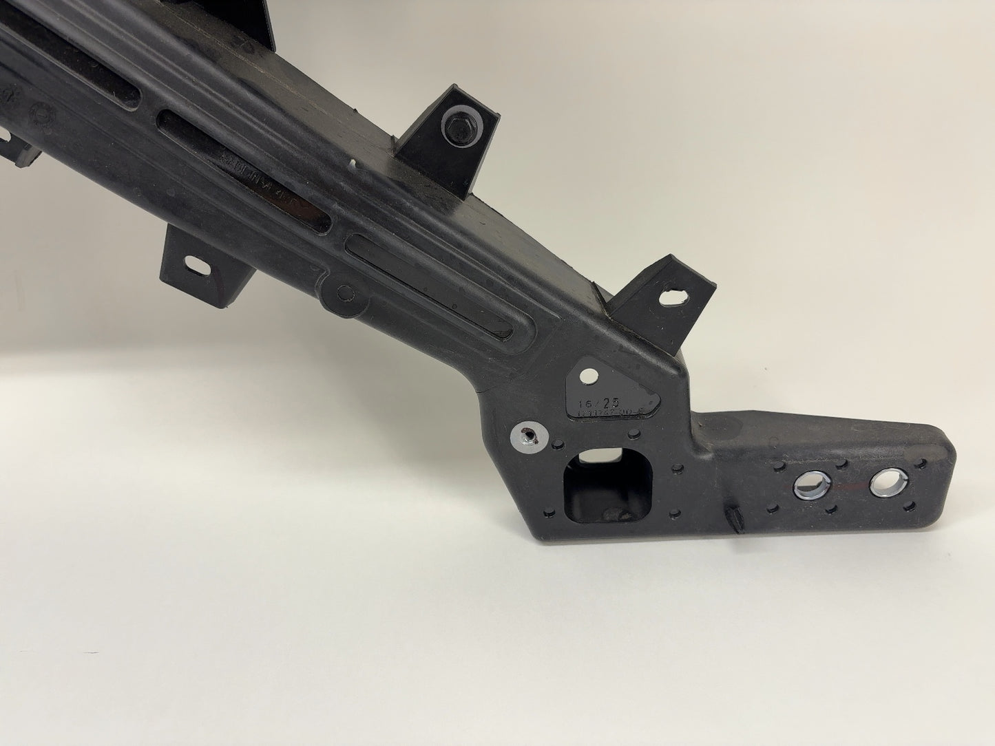 2025 Tesla Model 3 Highland Front End Support 1801913-00-B
