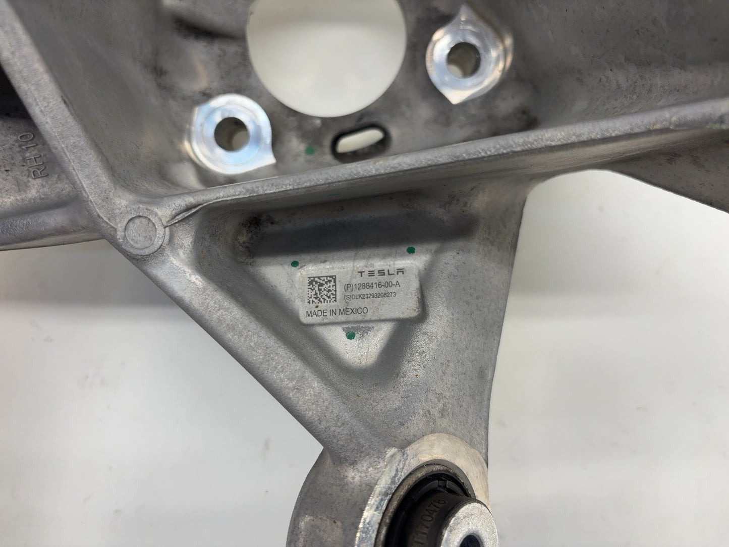 2023 Tesla Model Y Rear Knuckle Right 1288416-00-A