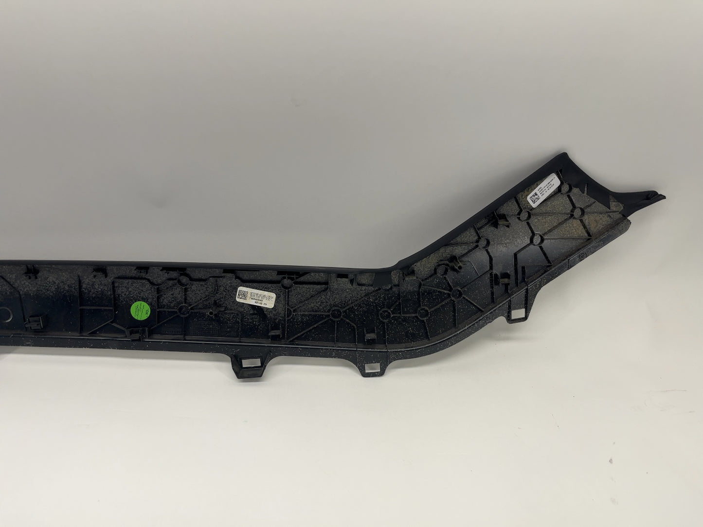 2025 Tesla Model 3 Center Console Left Hockey Stick Trim 1714477-20-F