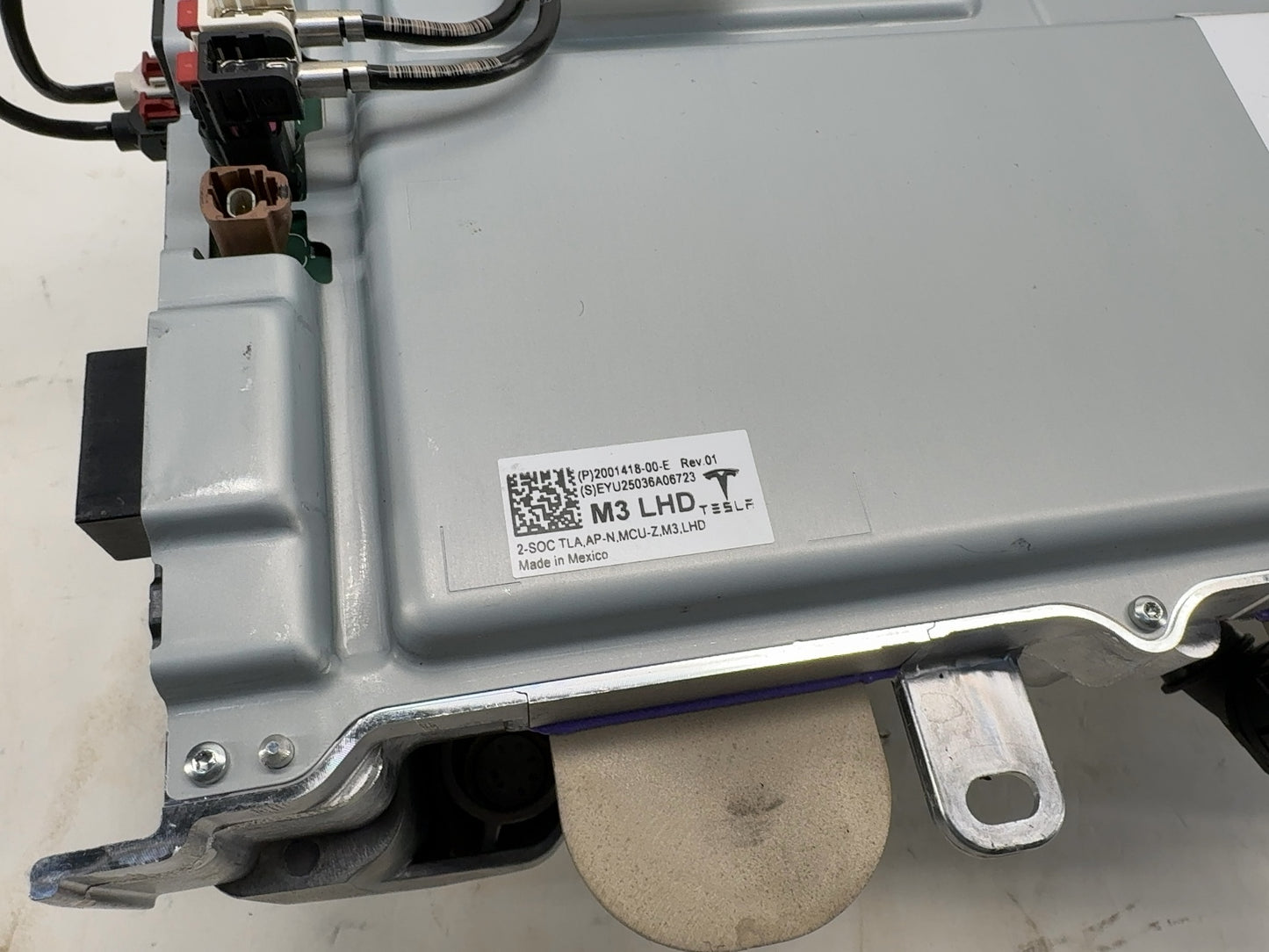 2025 Tesla Model 3 Highland Ice Computer 2001418-00-E