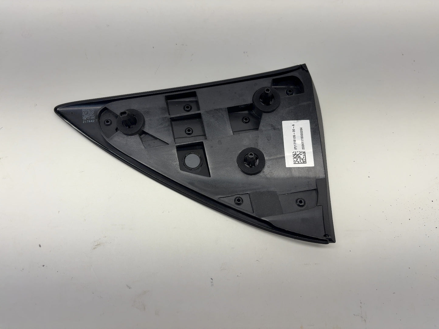 2025 Tesla Model 3 Highland Right Quarter Reflector 1715105-30-A