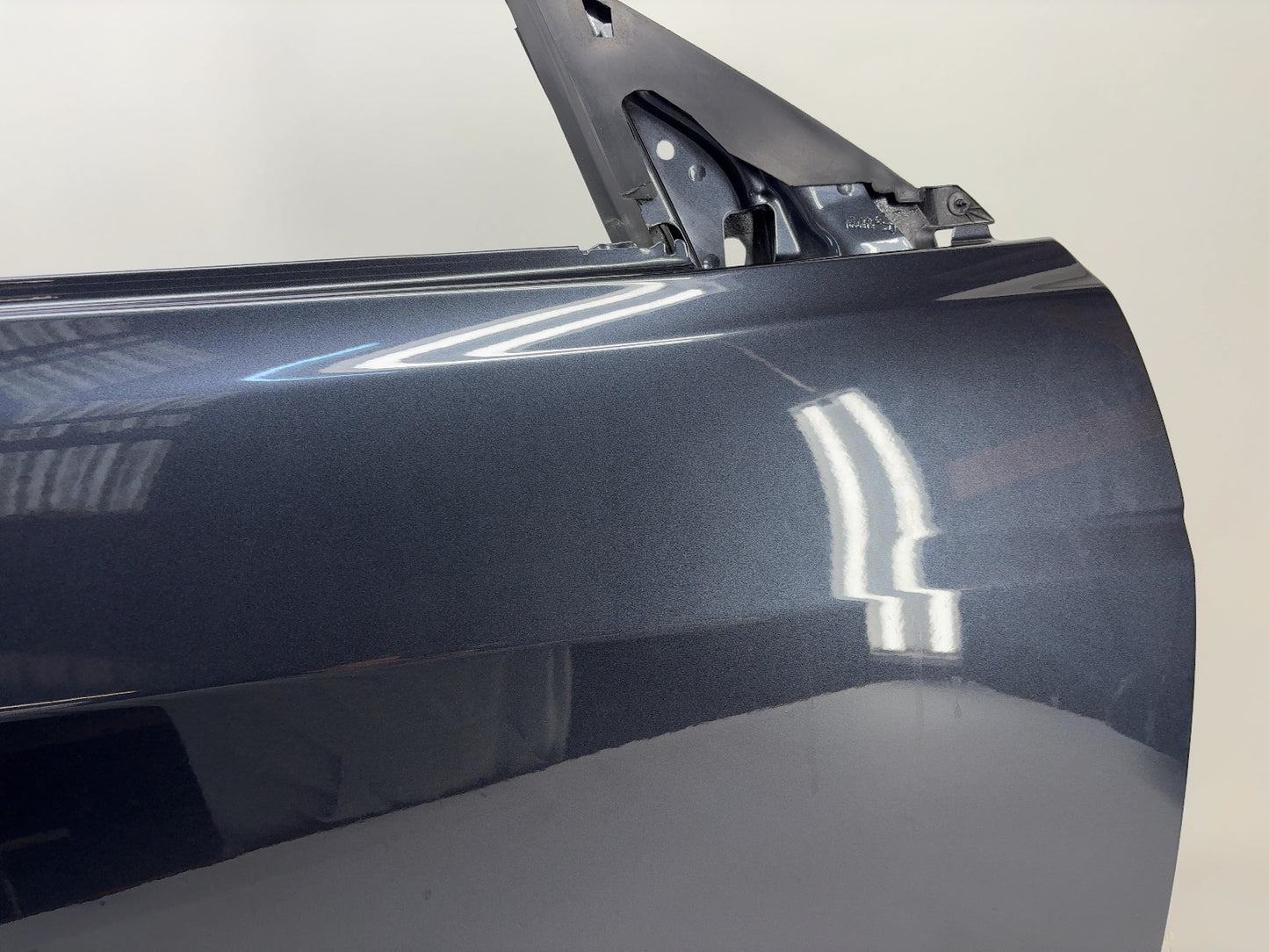 2024-2025 Tesla Model 3 Highland Front Right Door Shell 1751846-E0-A