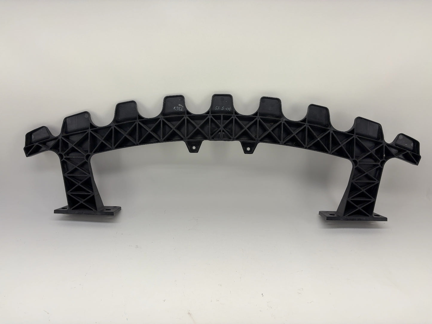 2015 Tesla Model S Front Ankle Catcher Plastic 1019276-00-D