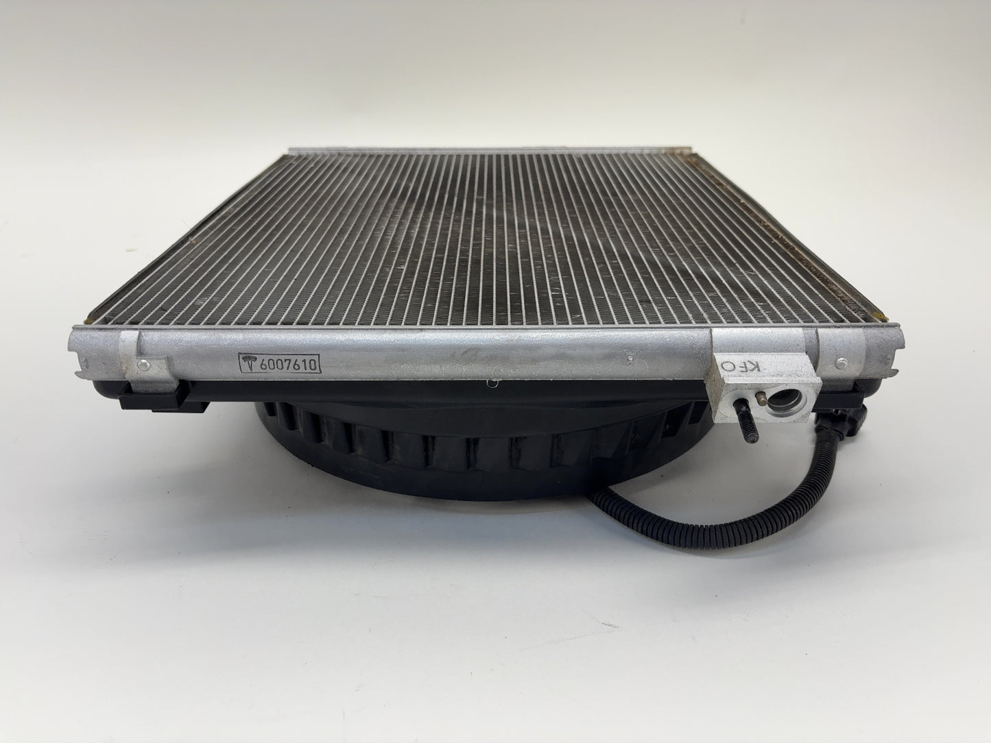 2015 Tesla Model S Left Condenser Fan Module 6007352-00-E