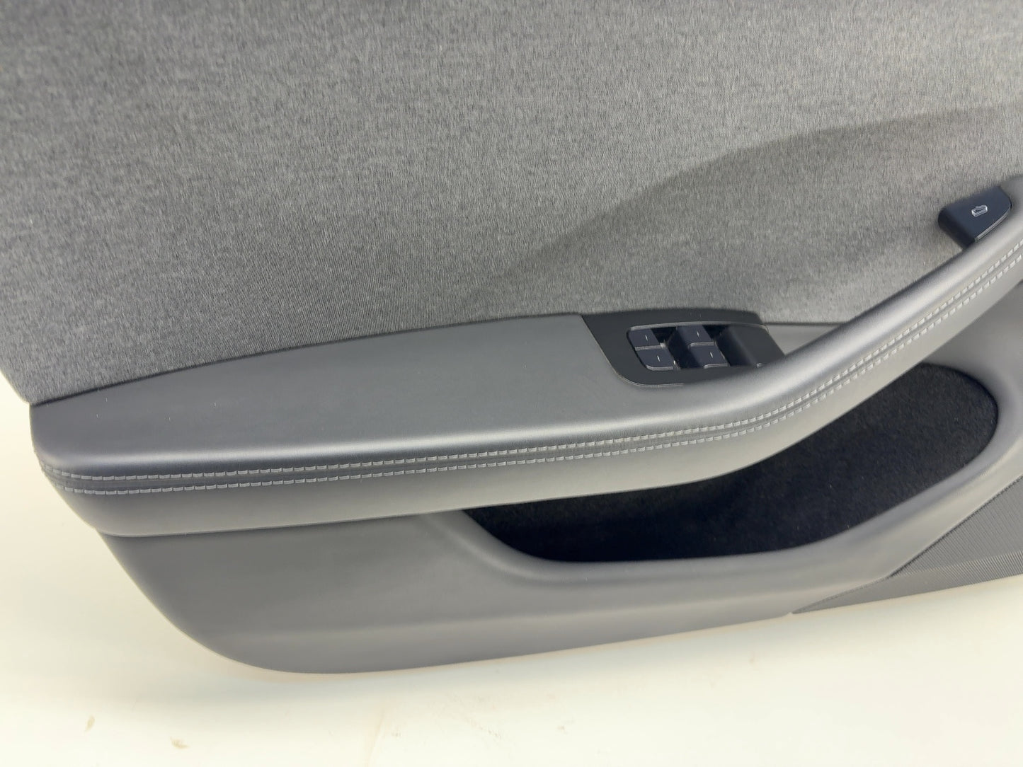 2024-2025 Tesla Model 3 Highland Front Left Door Panel 1776730-20-D