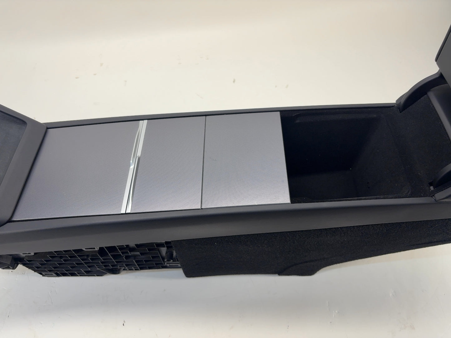 2024 Tesla Model 3 Highland Center Console 1714377-22-L