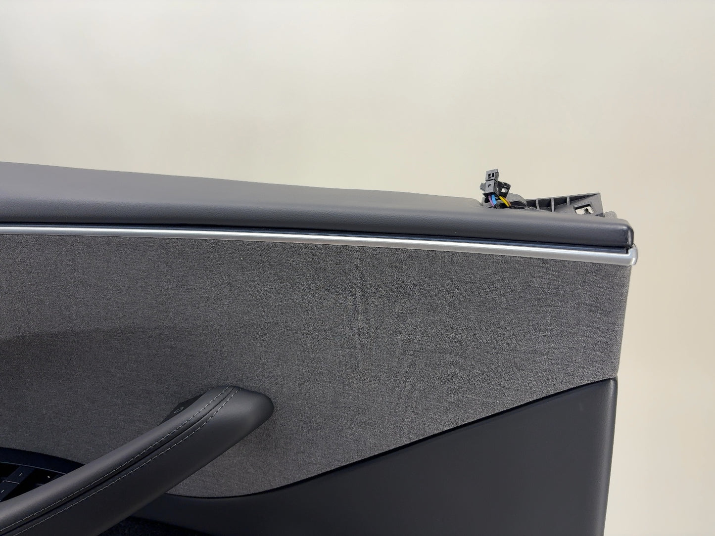 2025 Tesla Model 3 Highland Front Left Door Panel 1776730-20-E