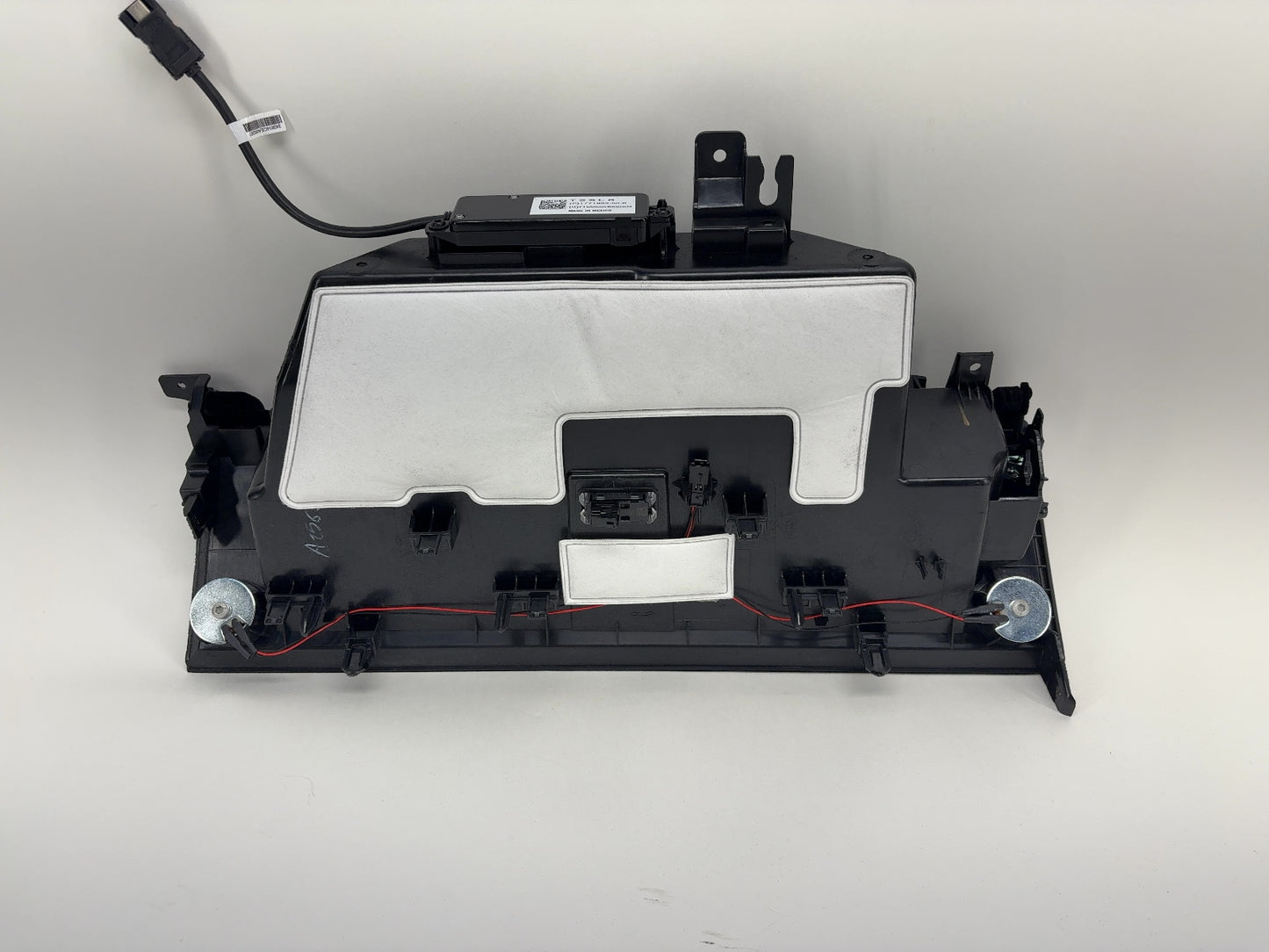 2026 Tesla Model Y Juniper Instrument Panel Glove Box 1935933-50-D