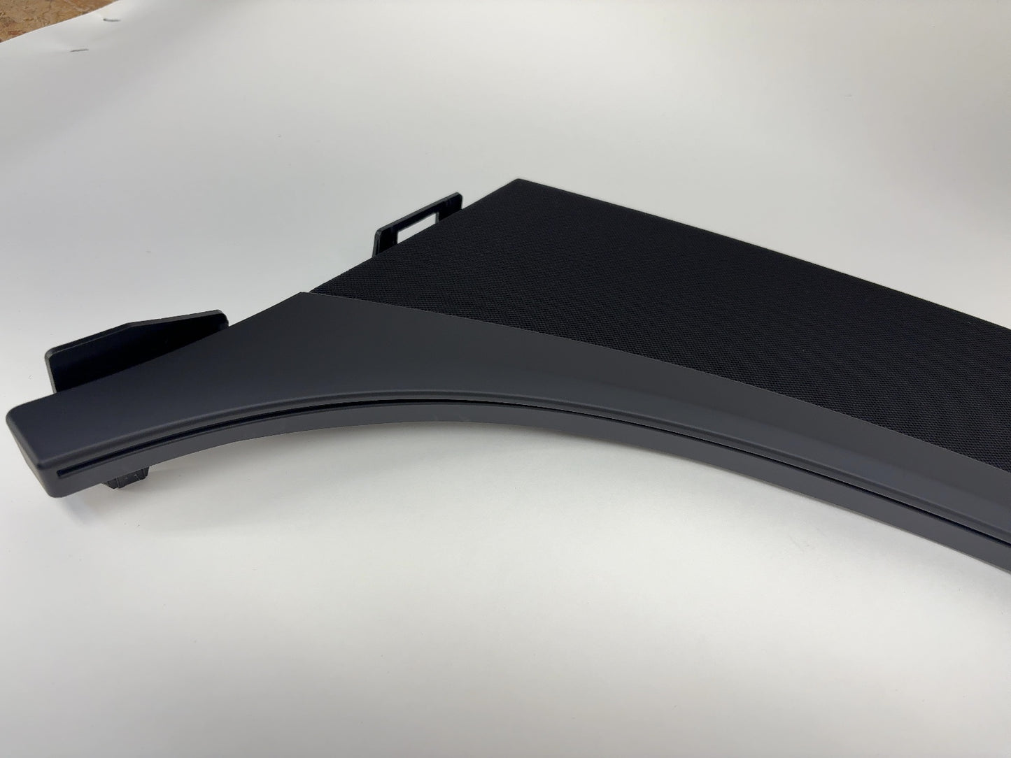 2026 Tesla Model Y Juniper Instrument Panel Wrap Around 1935944-50-D
