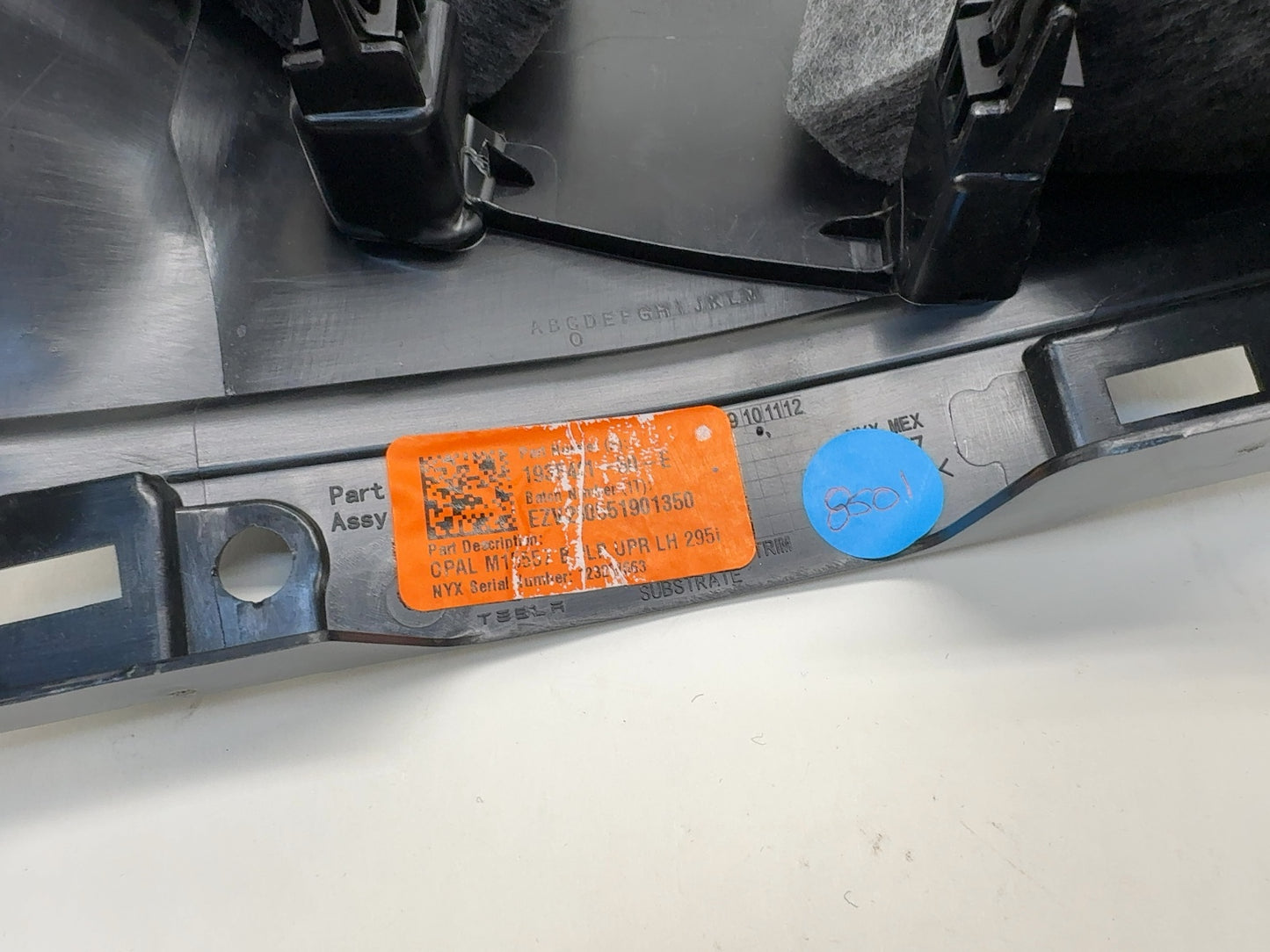 2026 Tesla Model Y Juniper B Pillar Upper Trim Left 1935481-50-E