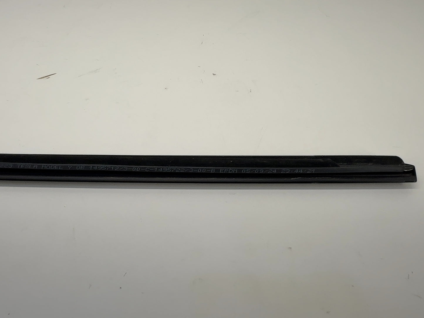 2026 Tesla Model Y Juniper Rear Left Door Belt Molding 2022811-21-A