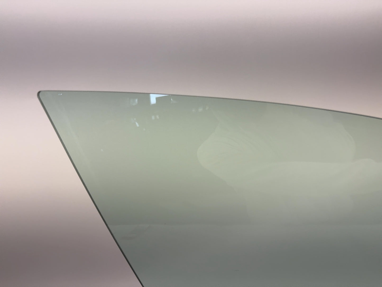 2024-2025 Tesla Model 3 Highland Front Right Door Glass Laminated 1773076-00-D
