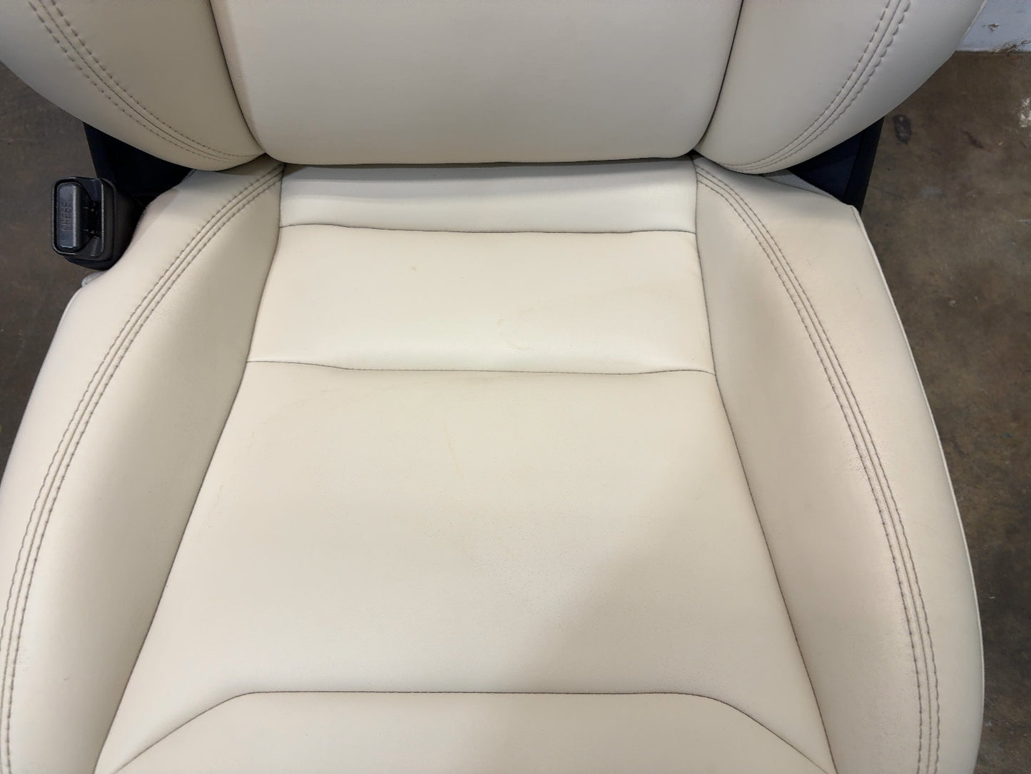 2019 Tesla Model S Front Left Seat Assembly Cream 1454066-00-A