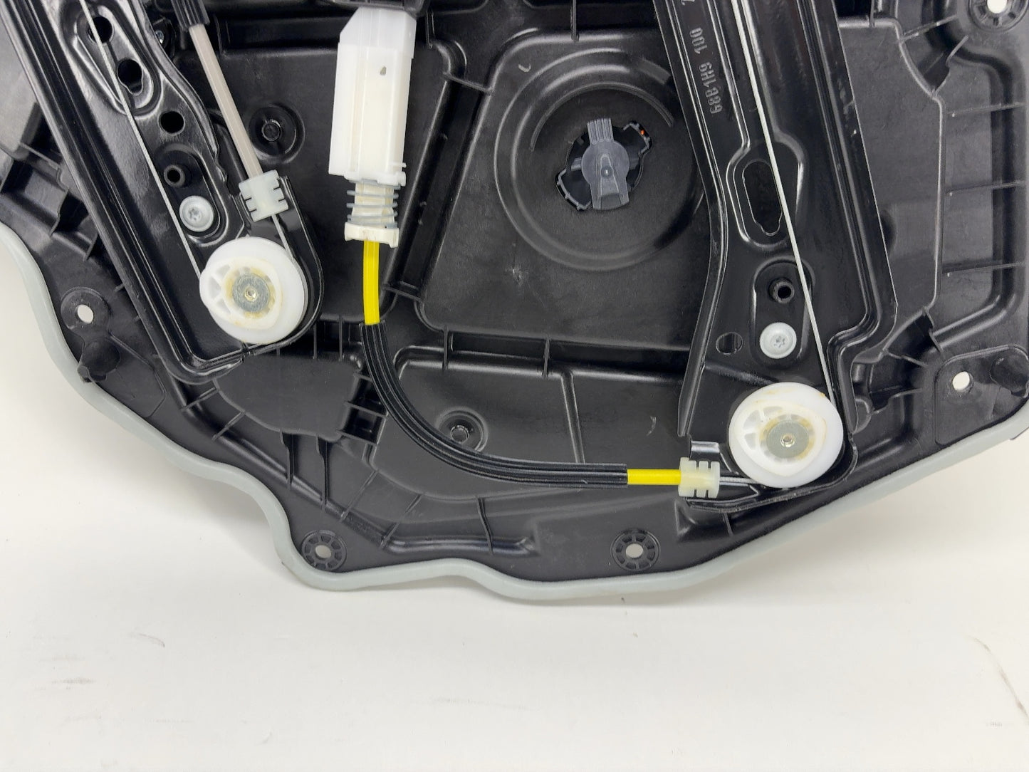2026 Tesla Model Y Juniper Rear Right Window Regulator 2005481-02-A