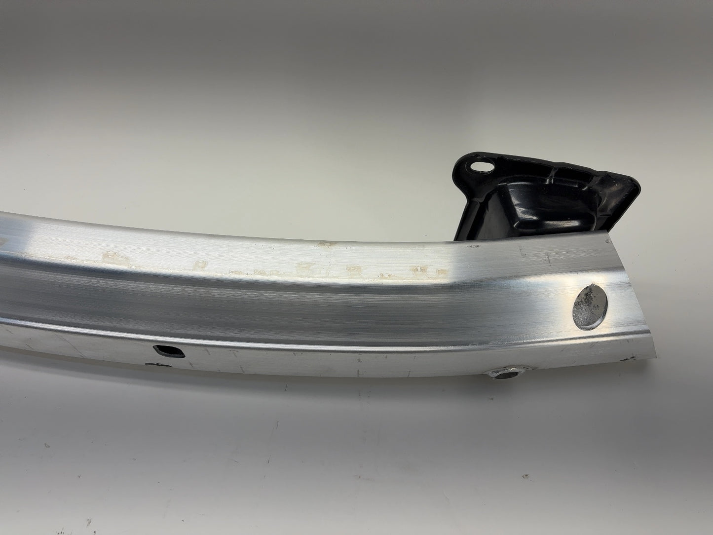 2026 Tesla Model Y Juniper Rear Bumper Beam 2129079-00-B