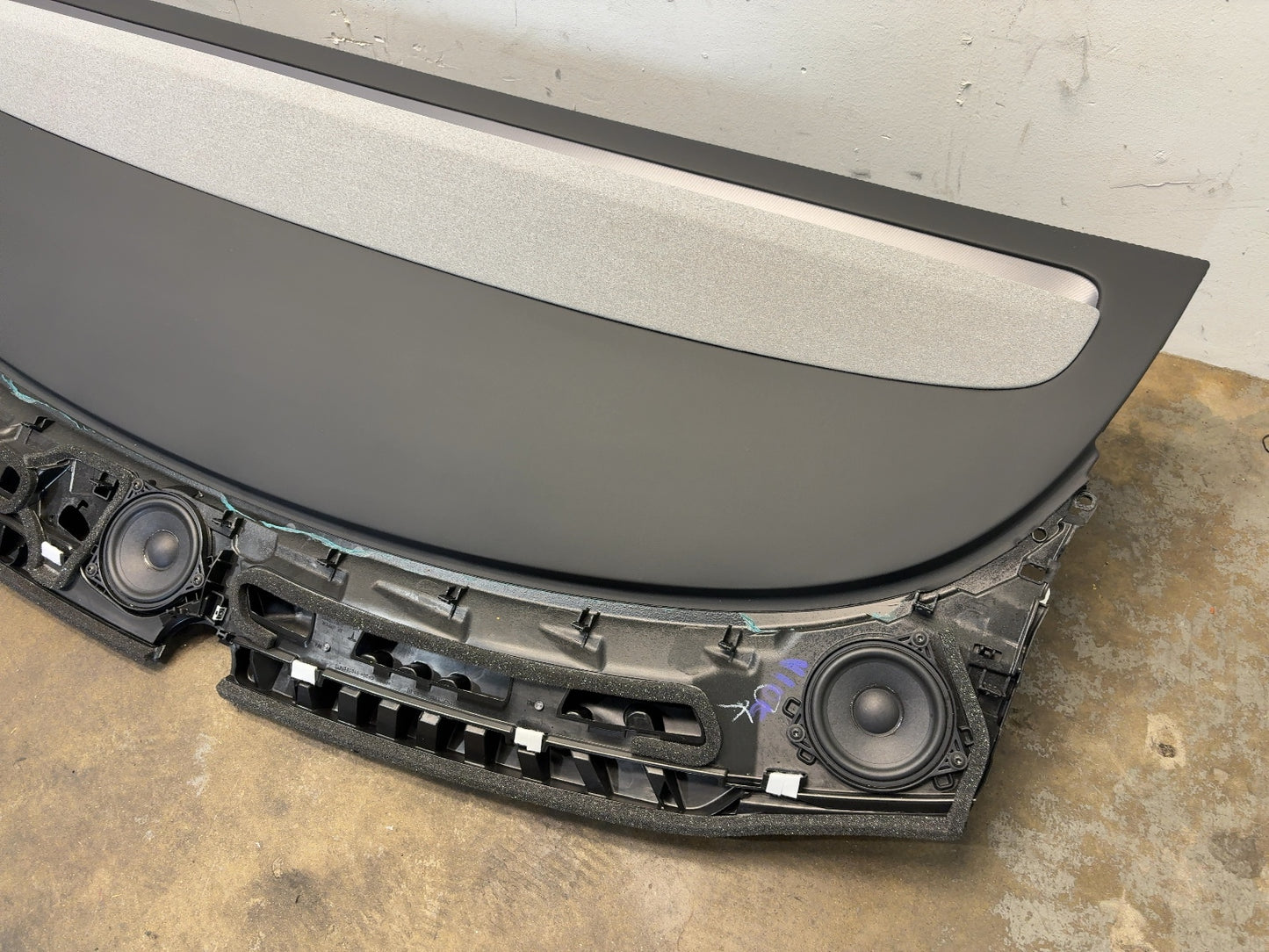 2026 Tesla Model Y Juniper Dash Panel With Airbag 1936000-70-G