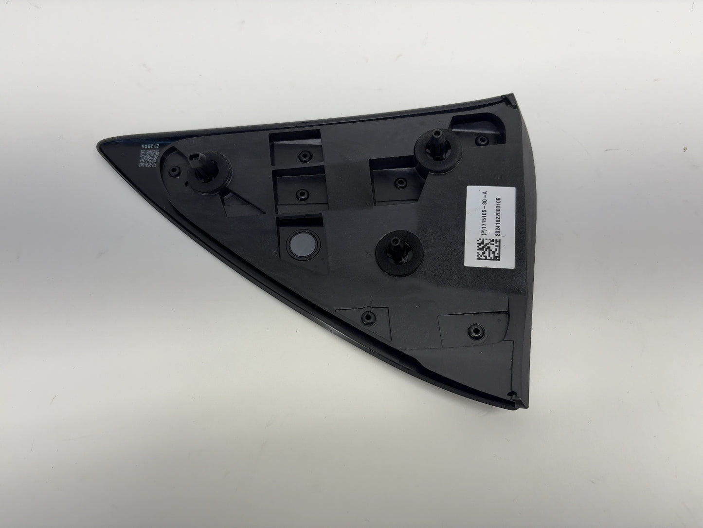 2025 Tesla Model 3 Highland Right Quarter Reflector 1715105-30-A