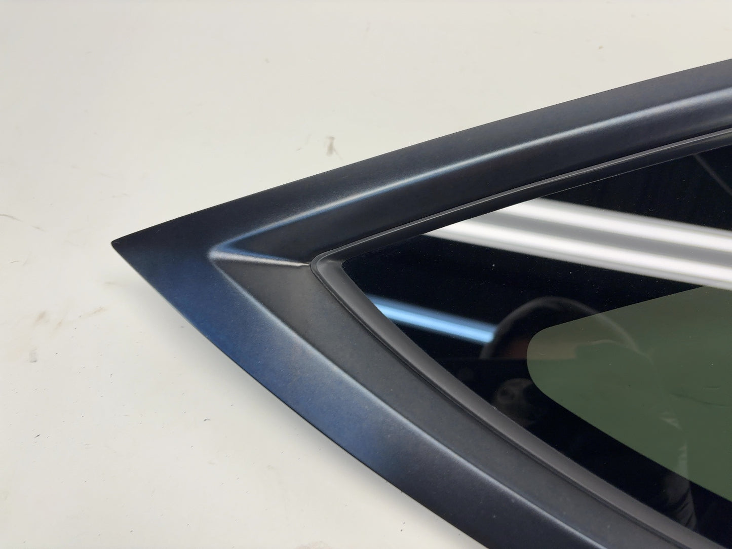 2021-2023 Tesla Model Y Right Quarter Glass 1495741-00-E