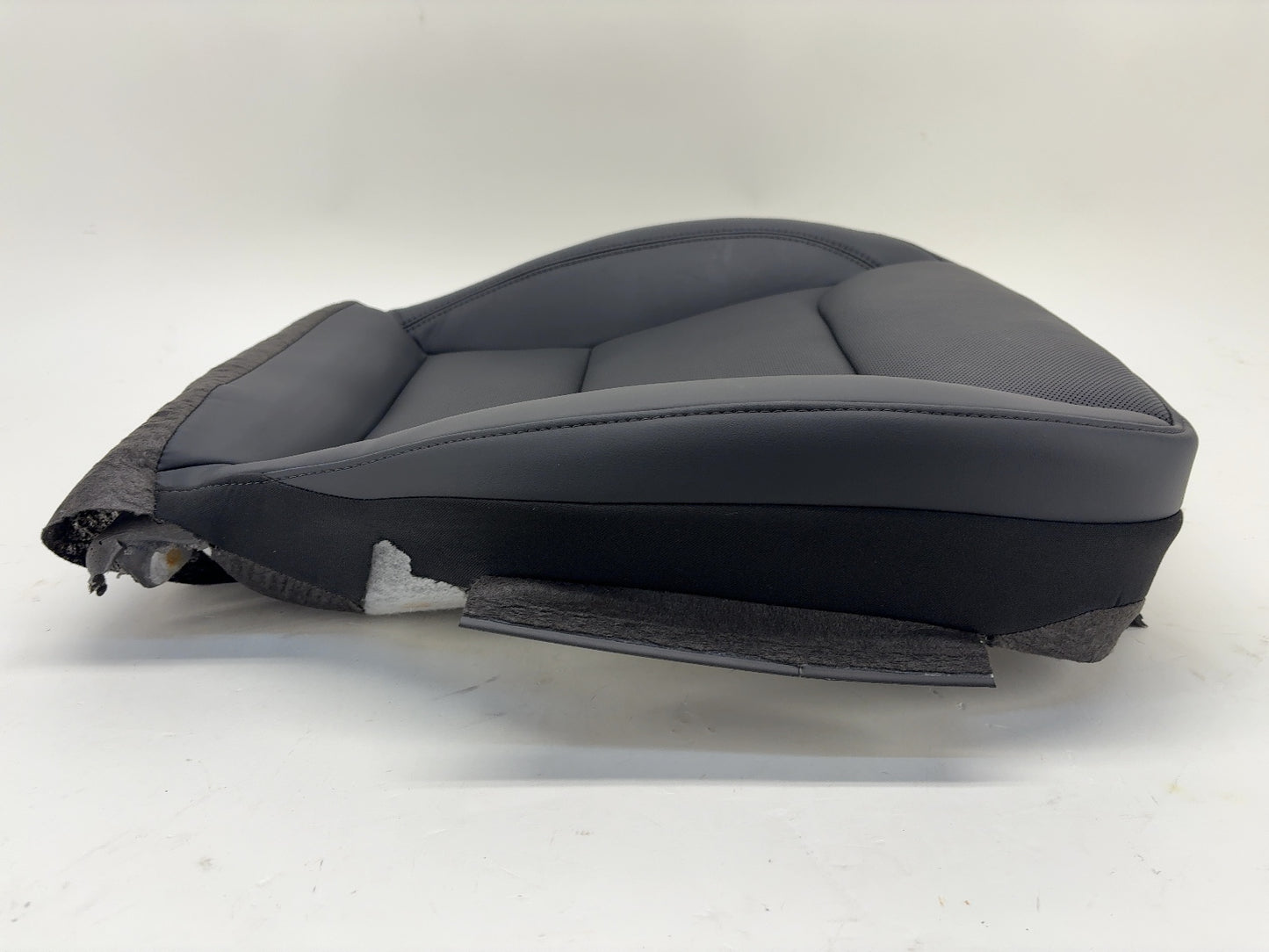 2025 Tesla Model 3 Highland Front Right Seat Lower Cushion 1997745-01-D