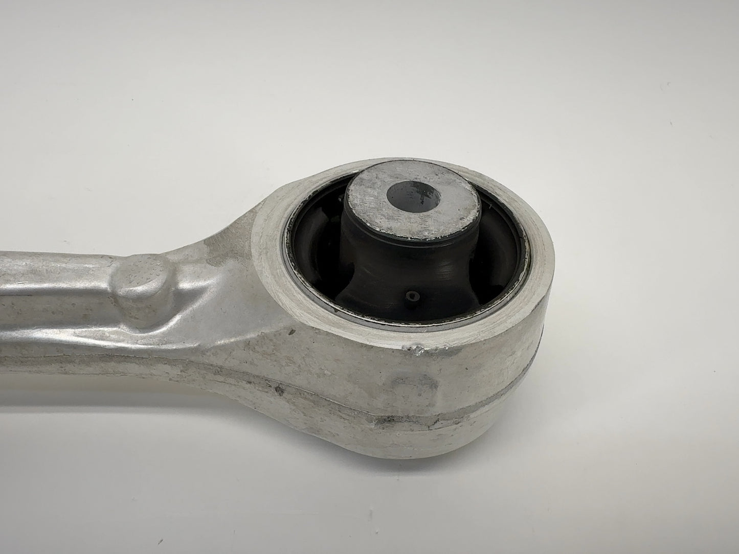 2019 Tesla Model X Front Fore Link Left 1041570-00-B