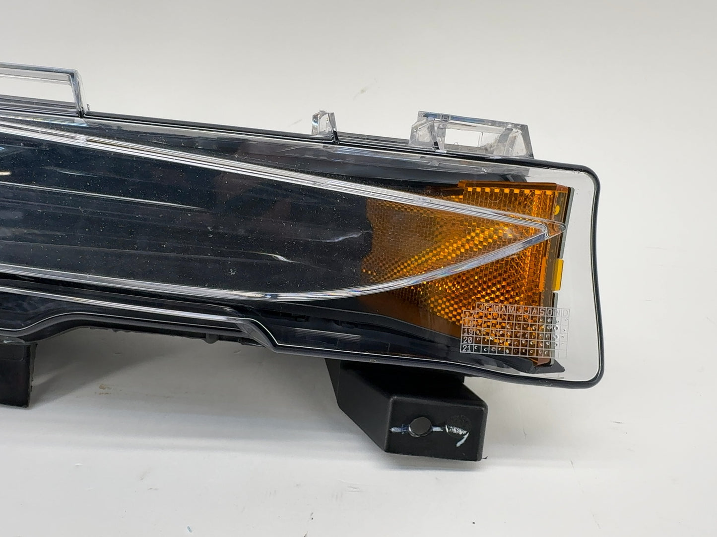 2021-2023 Tesla Model 3 Front Right Foglamp 1077390-00-F