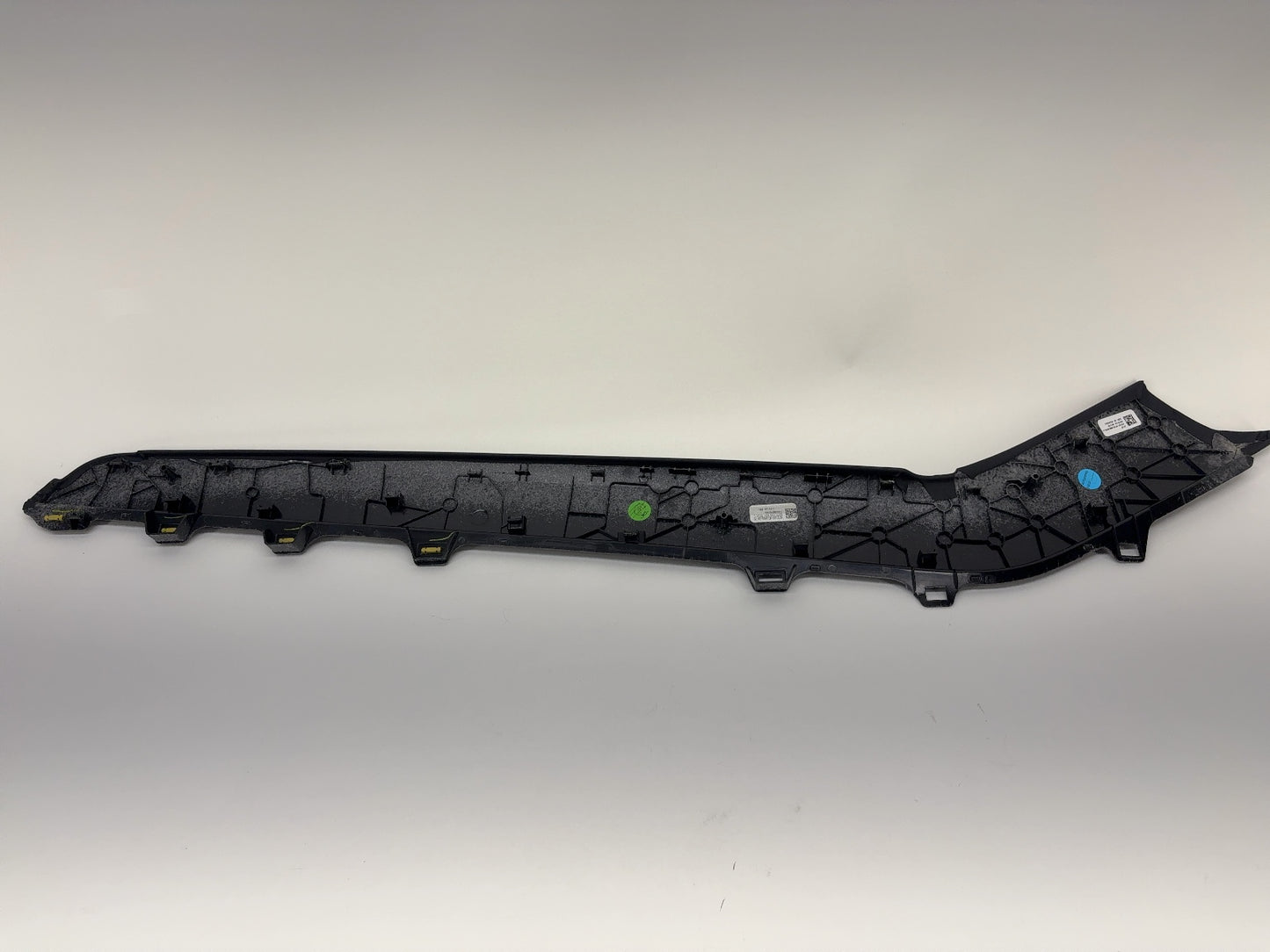 2025 Tesla Model 3 Highland Center Console Left Hockey Stick Trim 1714477-20-F