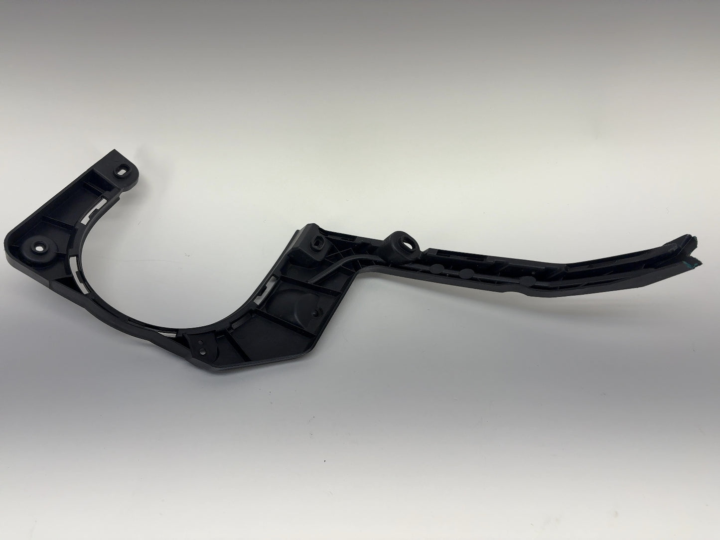 2023 Rivian R1S R1T Front Headlamp Bracket PT00817801-A