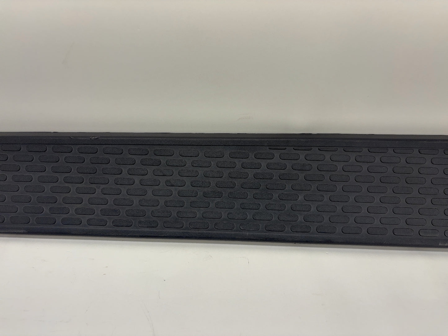 2022 Rivian R1T Bed Upper Trim Left PT00000355-M