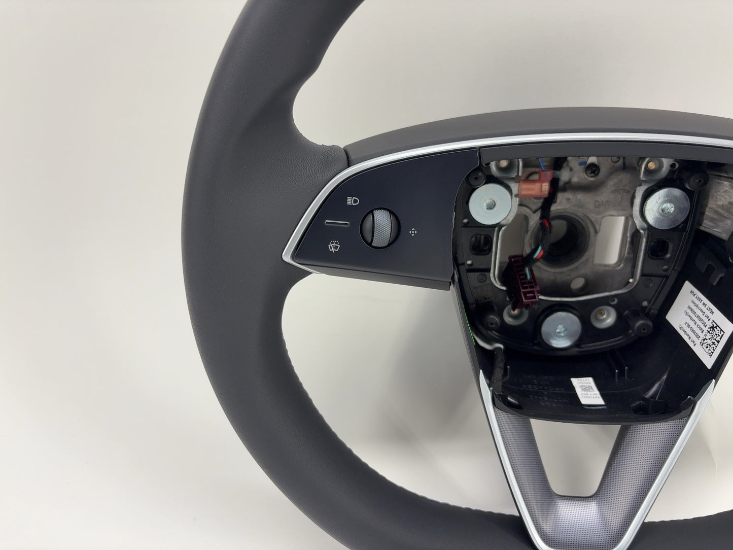 2026 Tesla Model Y Juniper Steering Wheel Pur Leather 2003660-00-F