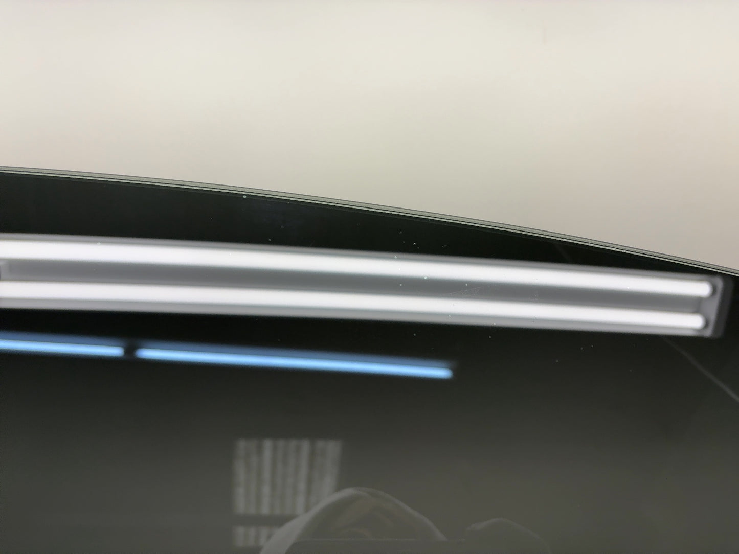 2023-2026 Tesla Model Y Front Right Door Glass Laminated 1906069-00-A