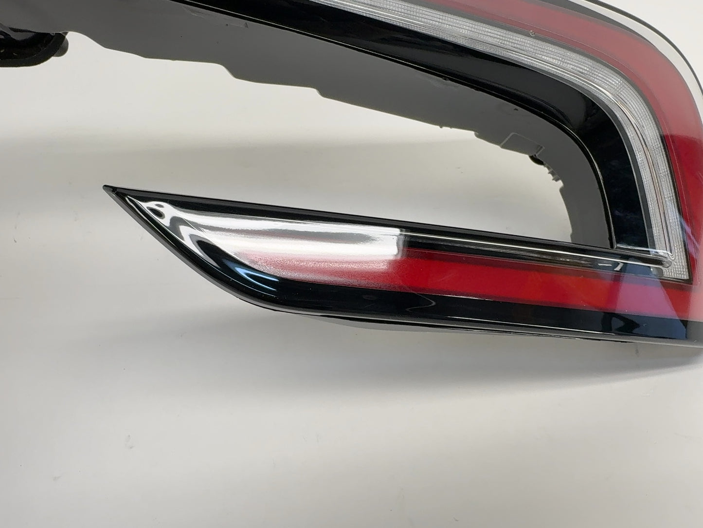 2024-2025 Tesla Model 3 Highland Tail Lamp Liftgate Trunk Right 1691500-00-F
