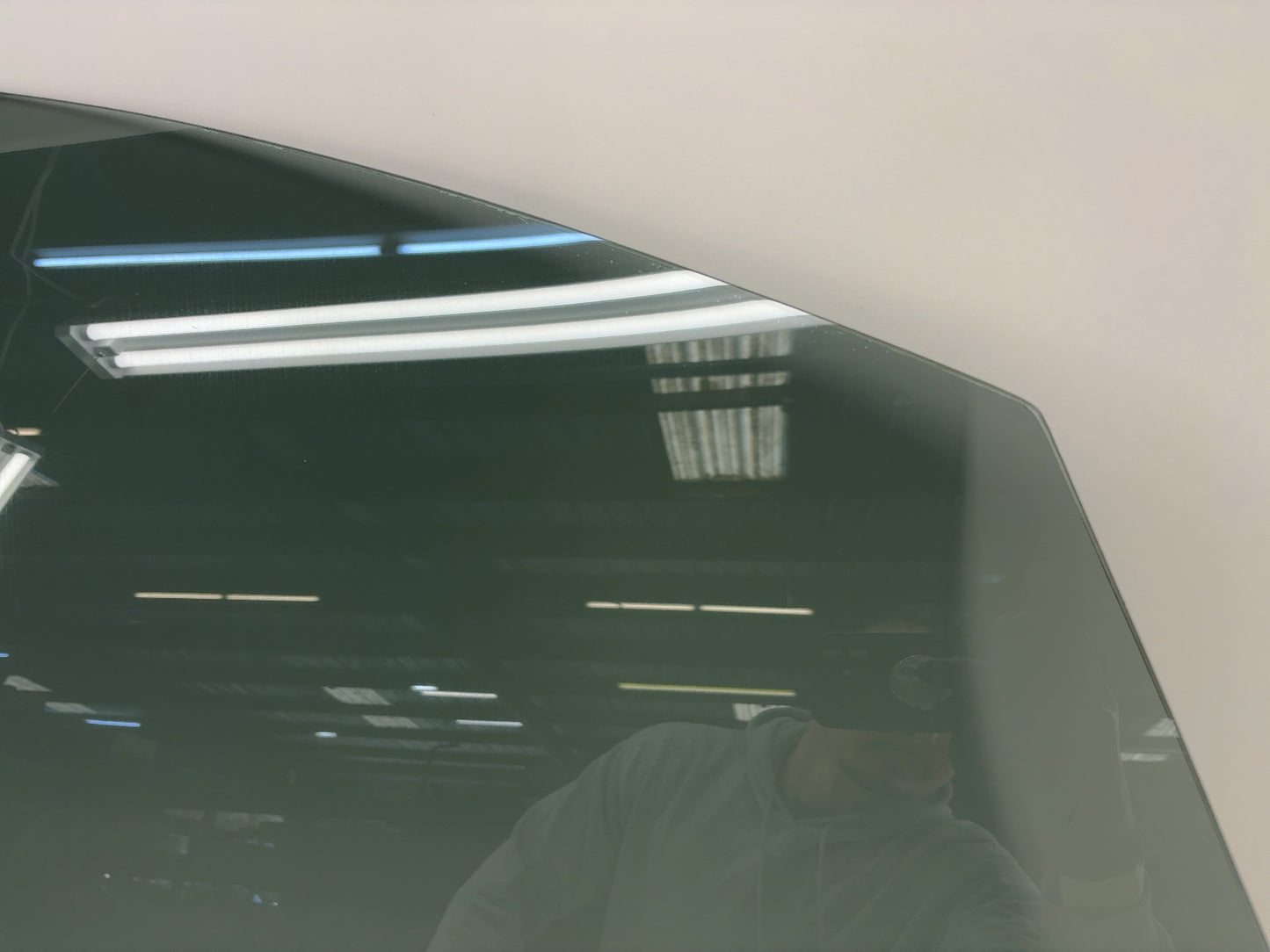 2017 Tesla Model X Front Right Door Glass 1028823-00-G