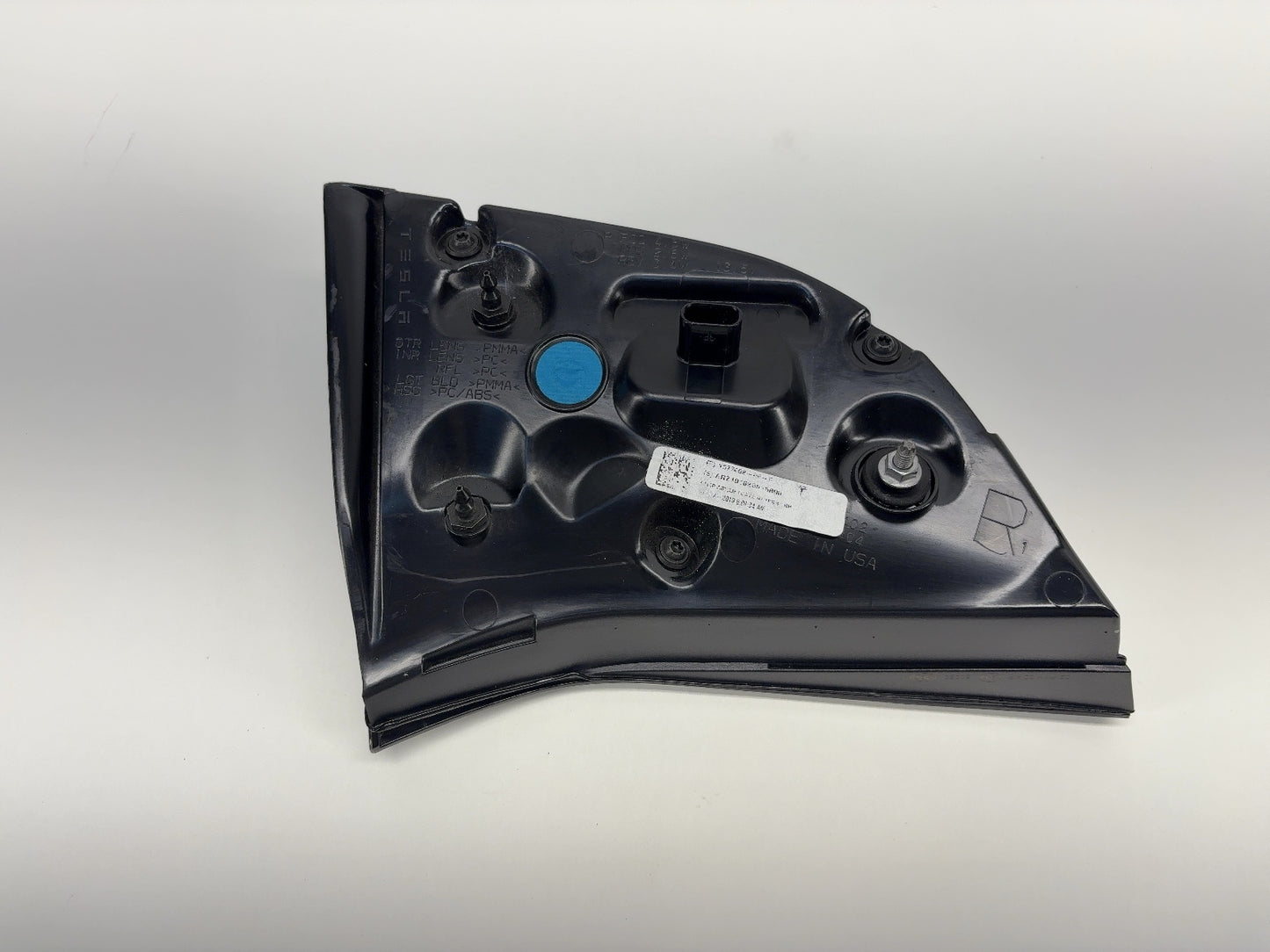 2020 Tesla Model 3 Taillamp Trunk Mounted Right 1077402-00-F