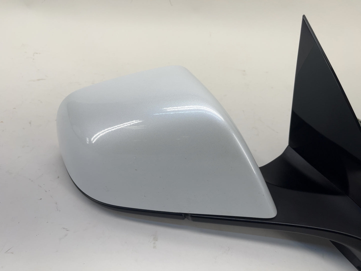 2023 Tesla Model 3 Front Right Door Mirror Assembly 1592032-00-F