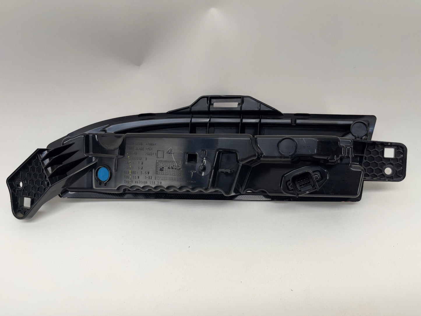 2025 Tesla Model 3 Highland Rear Bumper Lamp Right 1712514-00-E