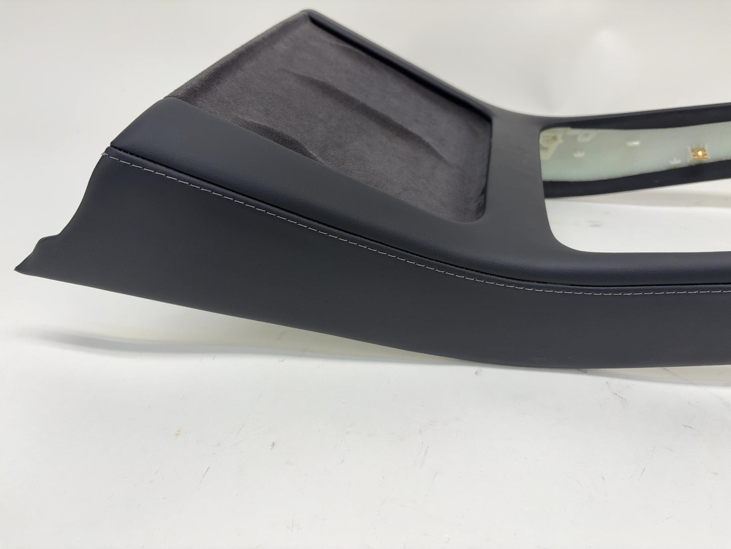 2022-2025 Tesla Model Y Center Console 2.0 Trim 1755541-00-B