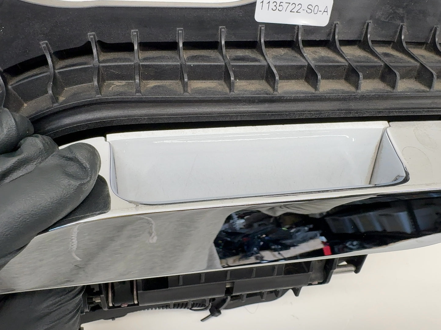 2015 Tesla Model S Rear Left Door Handle Retrofit Kit 1135722-S0-A
