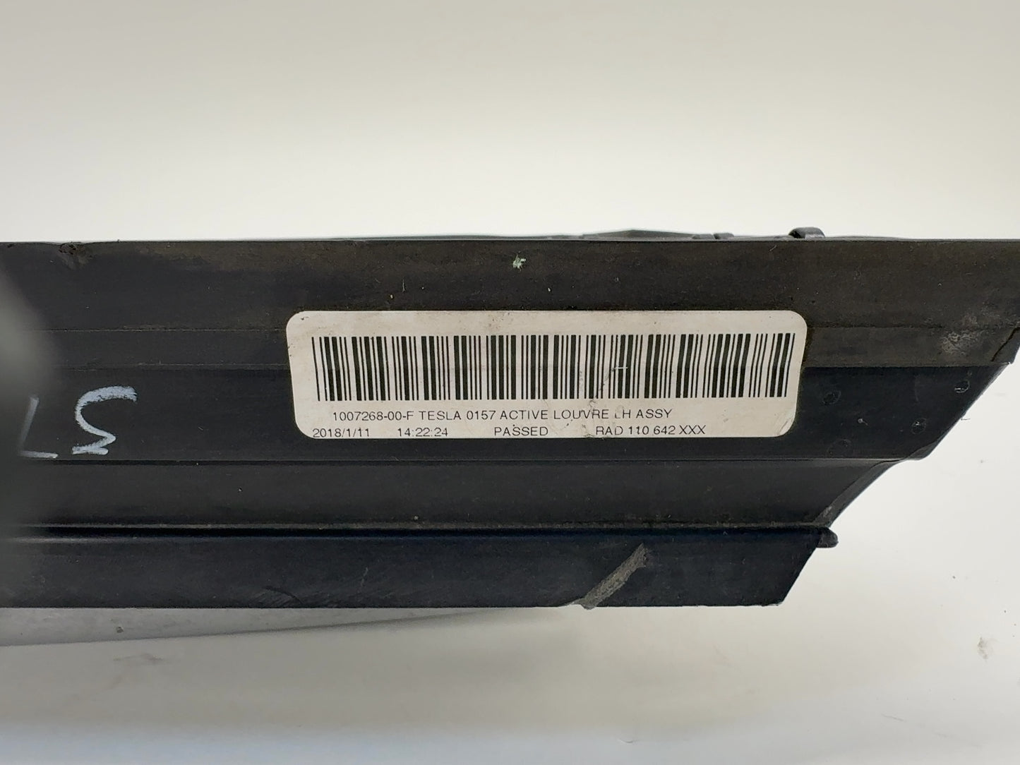 2015-2018 Tesla Model S Active Louvre Left 1007268-00-F