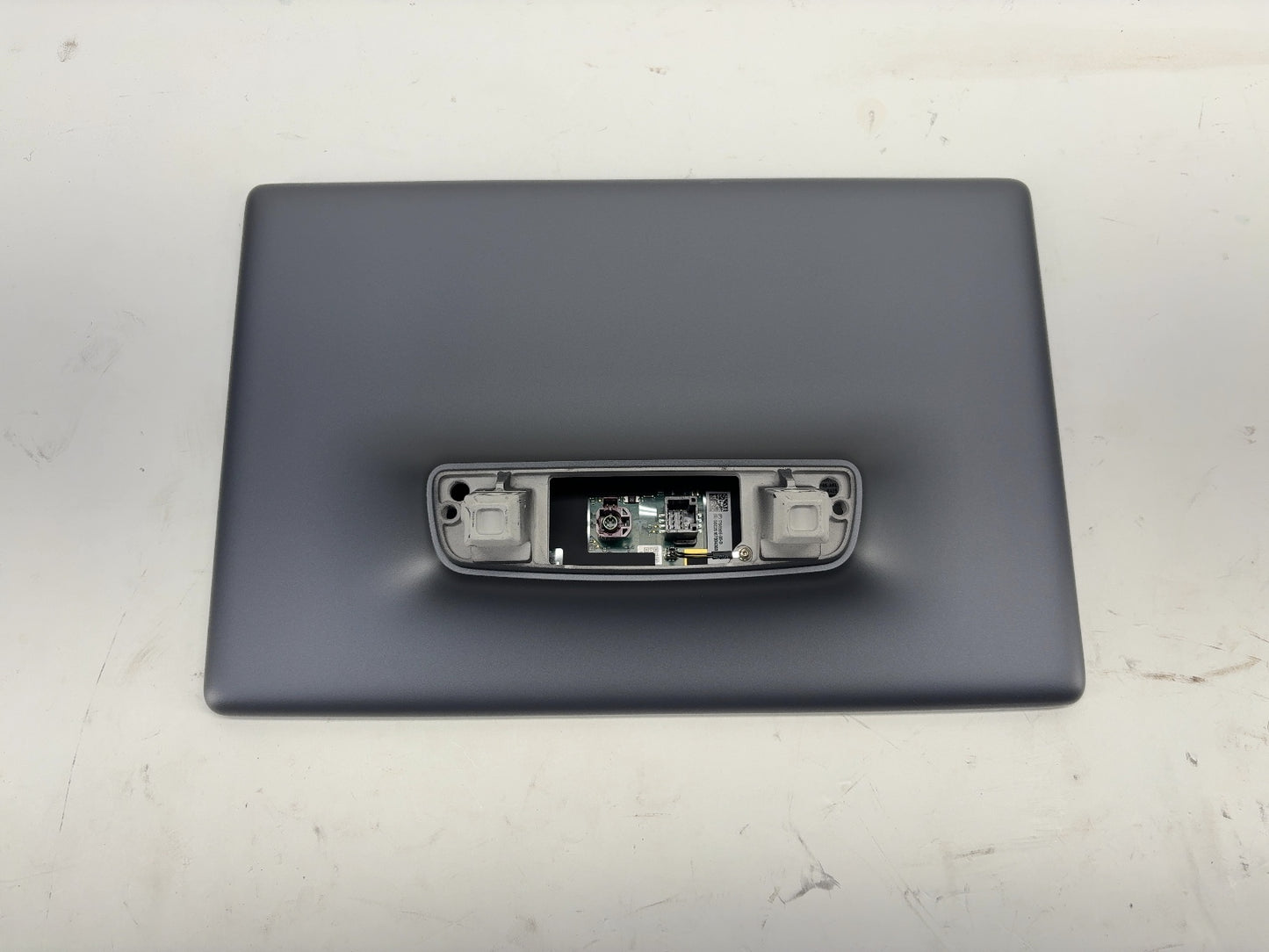 2024-2026 Tesla Model Y Juniper Center Display 1756566-00-D