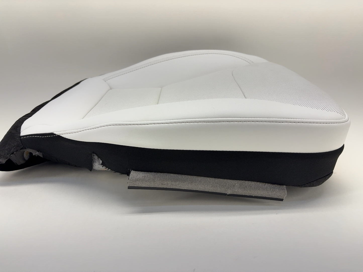 2025 Tesla Model 3 Highland Front Right Seat Lower Cushion White 1997745-02-C
