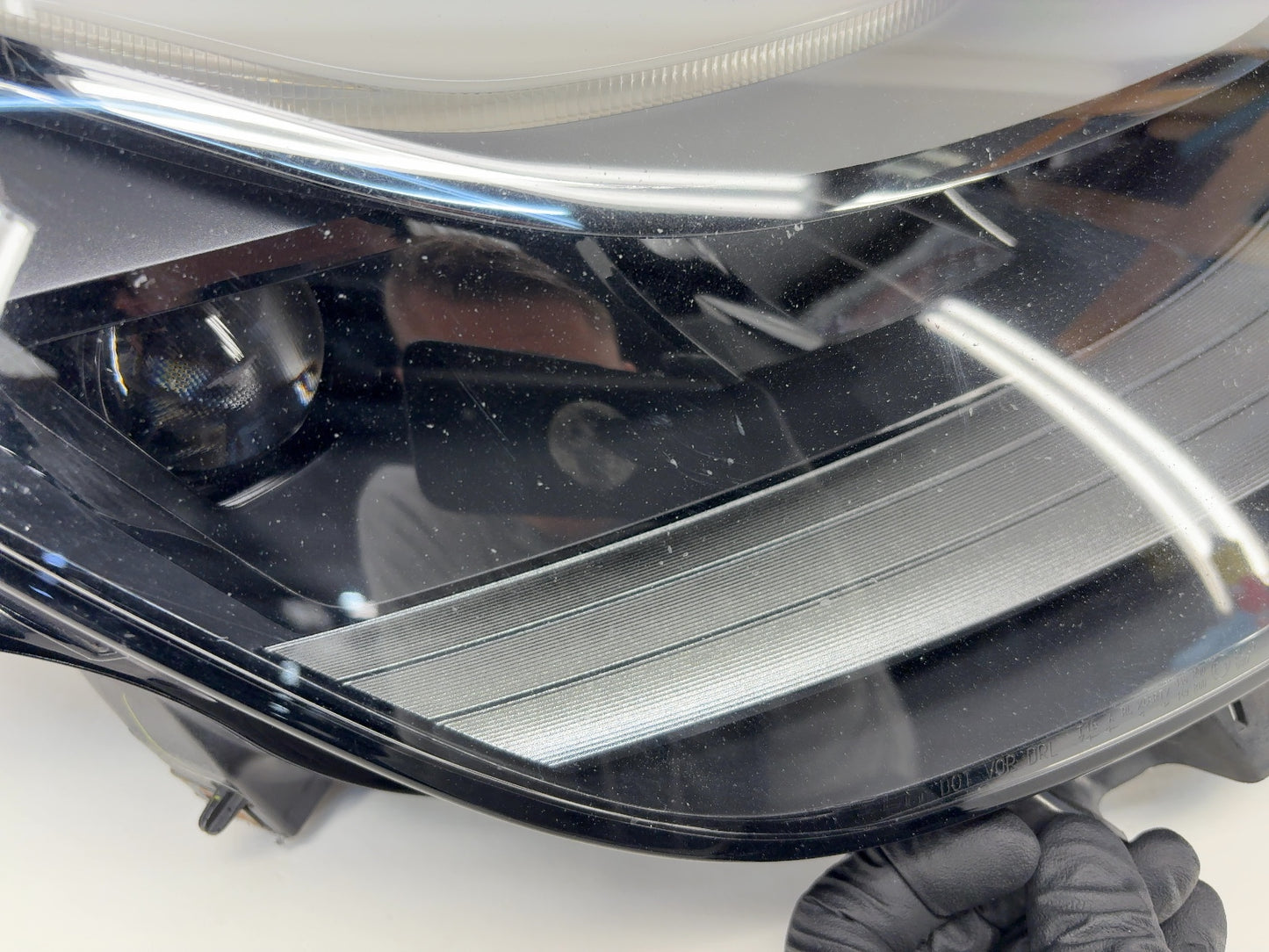 2022-2023 Tesla Model Y Right Global Headlight 1514953-00-D